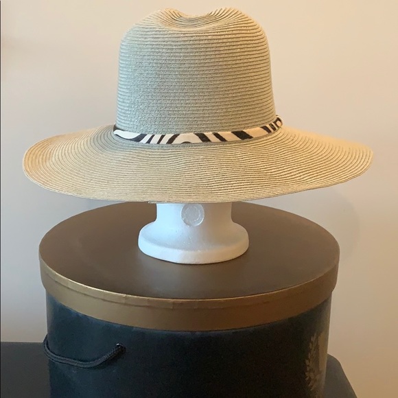 Grey weave women’s hat - Picture 3 of 5